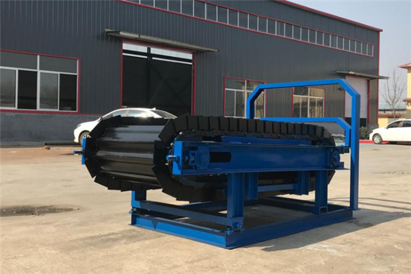 链板输送机(图6) 链板输送机(图6)