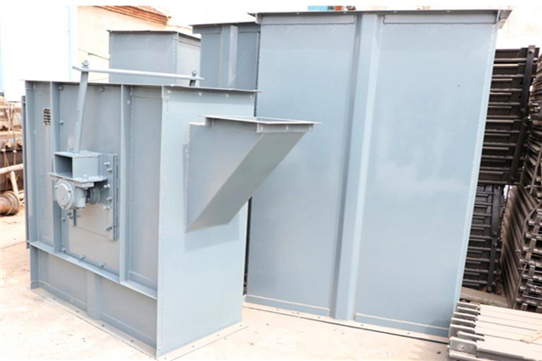 斗式提升机(图1) 斗式提升机(图1)