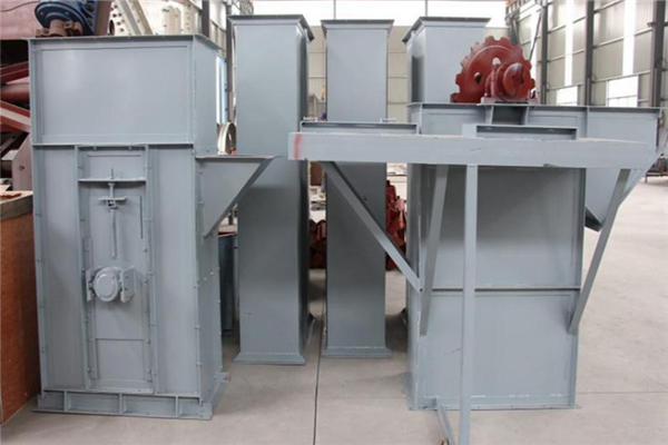 斗式提升机(图2) 斗式提升机(图2)