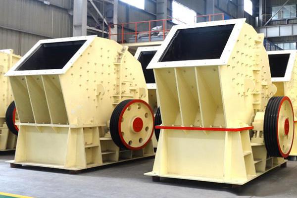 锤式破碎机(图3) 锤式破碎机(图3)