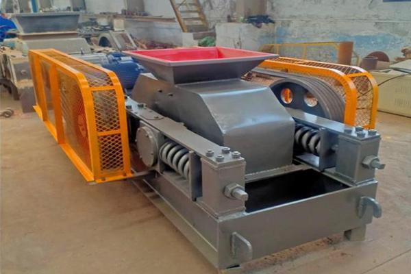 齿辊破碎机(图1) 齿辊破碎机(图1)