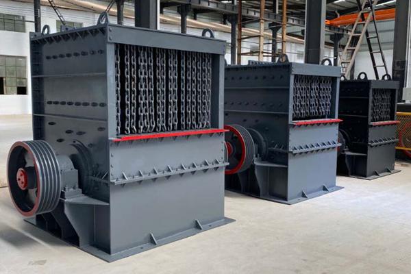 箱式破碎机(图2) 箱式破碎机(图2)