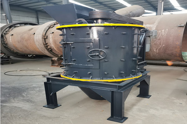 立式复合破碎机(图7)