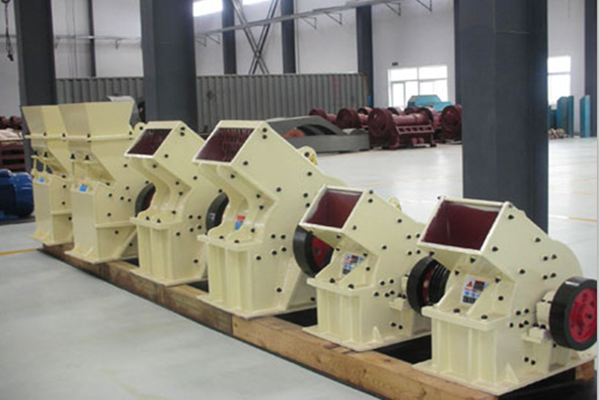 锤式破碎机(图6) 锤式破碎机(图6)