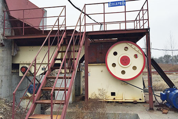 石头破碎机(图5) 石头破碎机(图5)